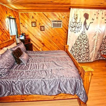Diamonds Old West Hotel Murfreesboro Bagian luar foto
