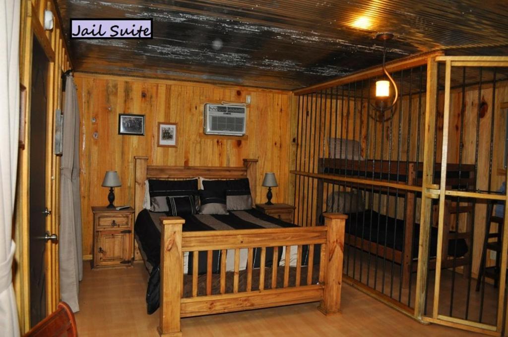 Diamonds Old West Hotel Murfreesboro Bagian luar foto