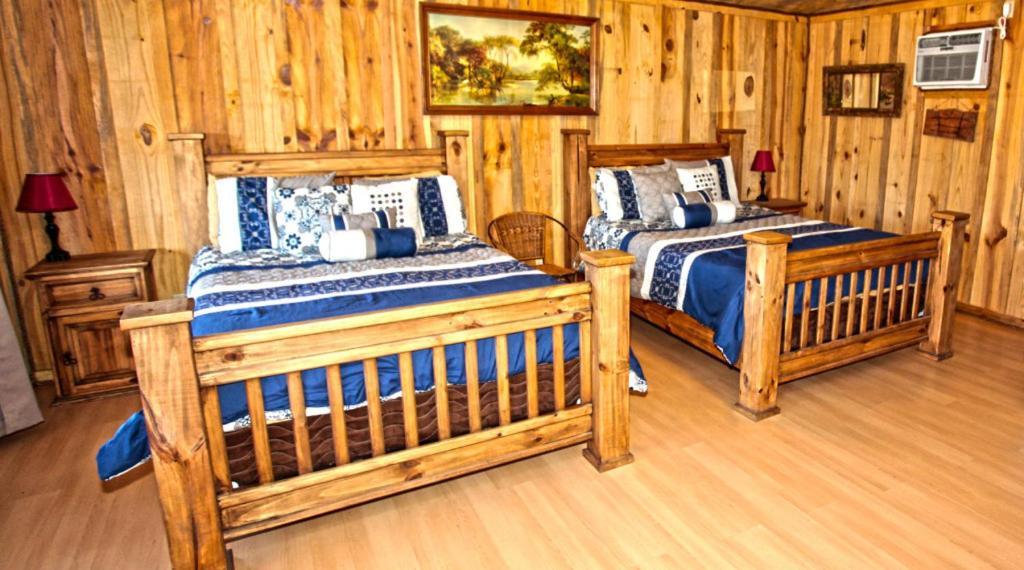 Diamonds Old West Hotel Murfreesboro Bagian luar foto