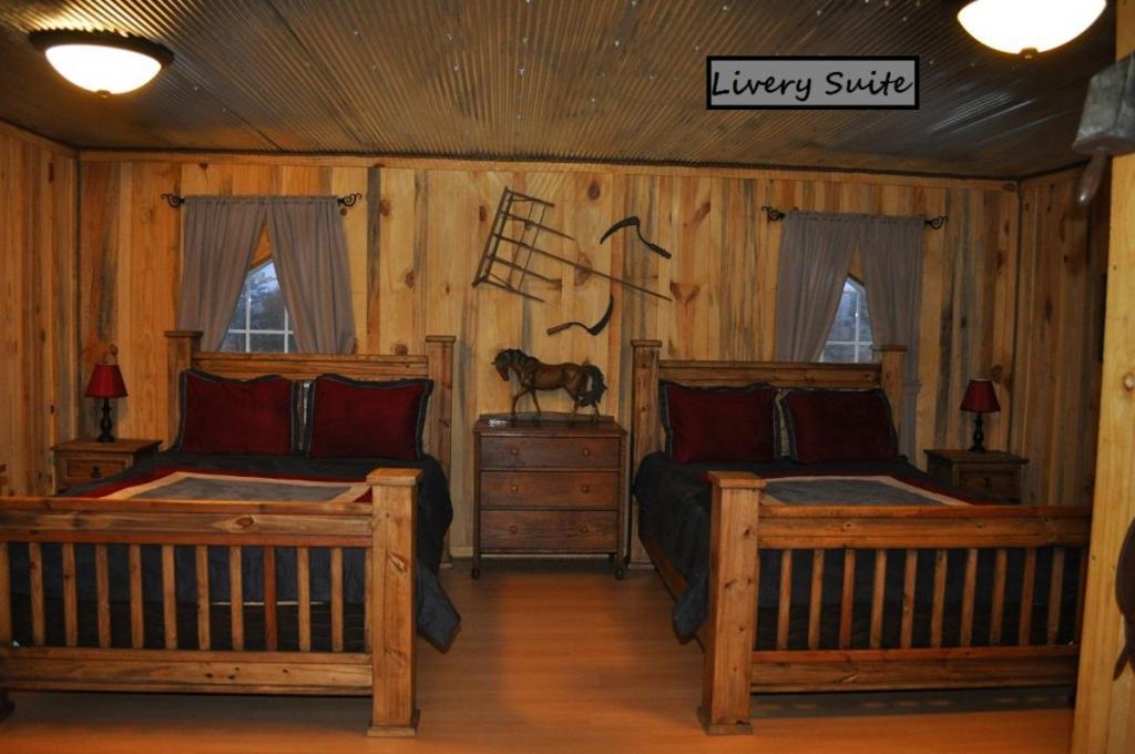 Diamonds Old West Hotel Murfreesboro Bagian luar foto