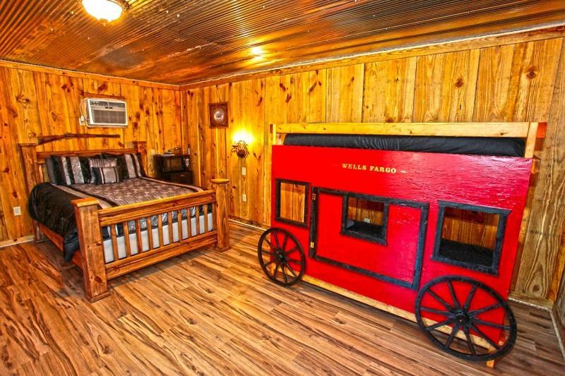 Diamonds Old West Hotel Murfreesboro Bagian luar foto