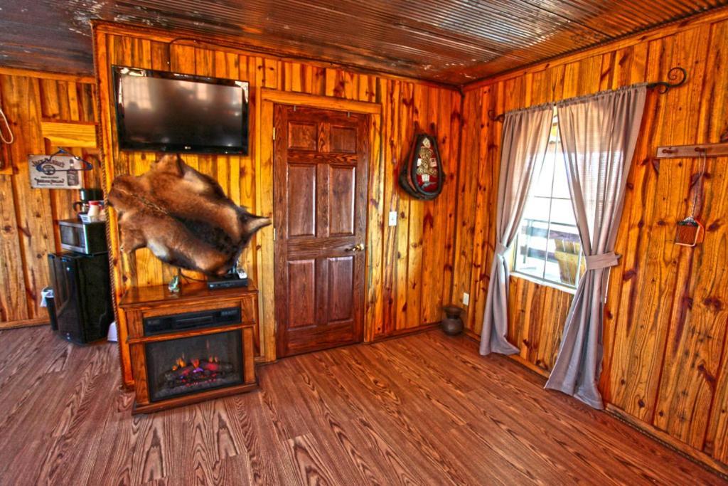 Diamonds Old West Hotel Murfreesboro Bagian luar foto