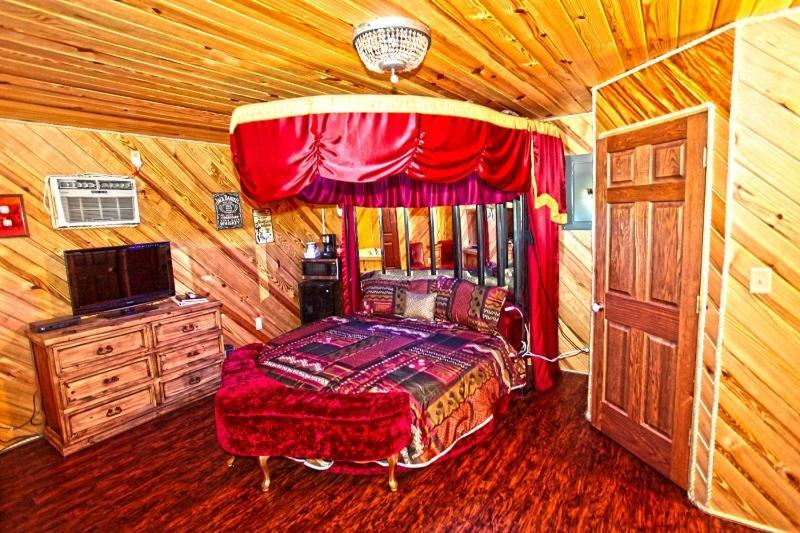 Diamonds Old West Hotel Murfreesboro Bagian luar foto